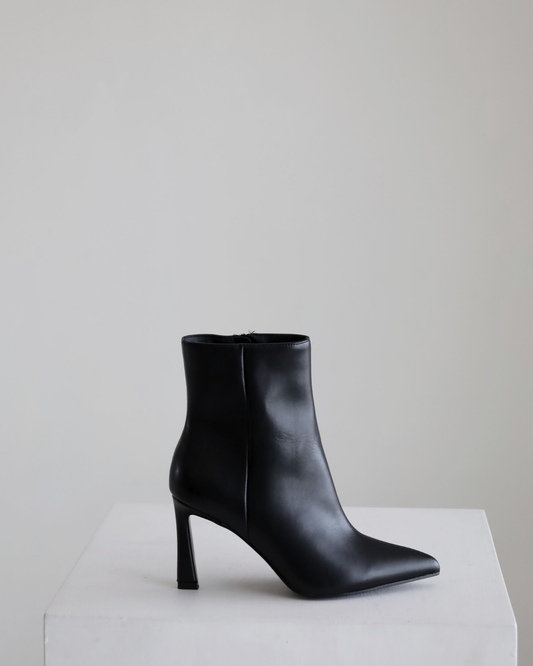 LYRA ANKLE BOOTS BLACK