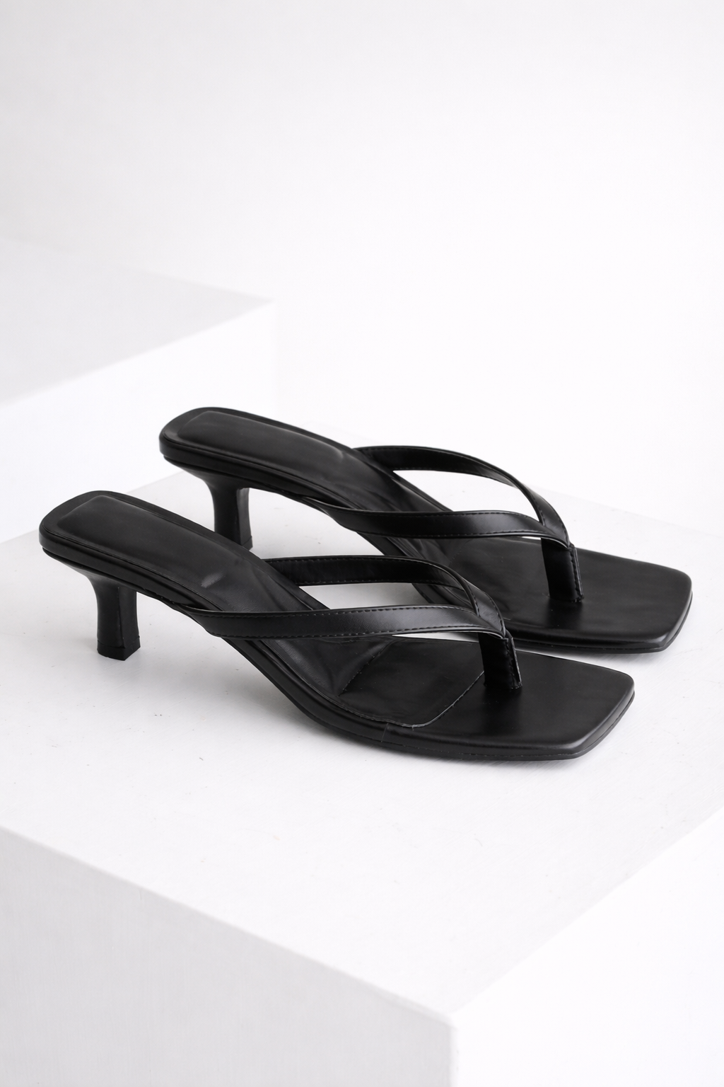 IVY SANDAL