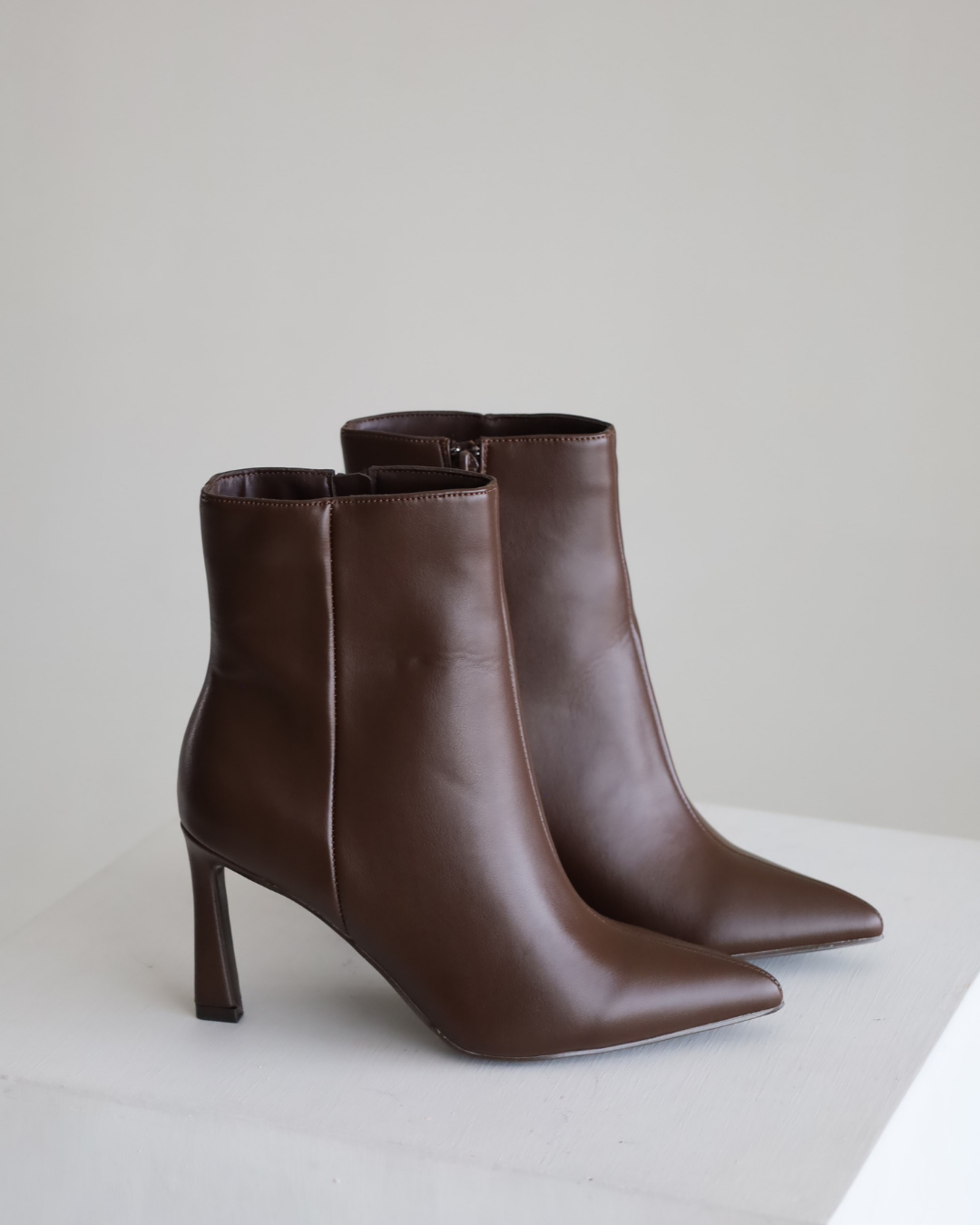 LYRA ANKLE BOOTS