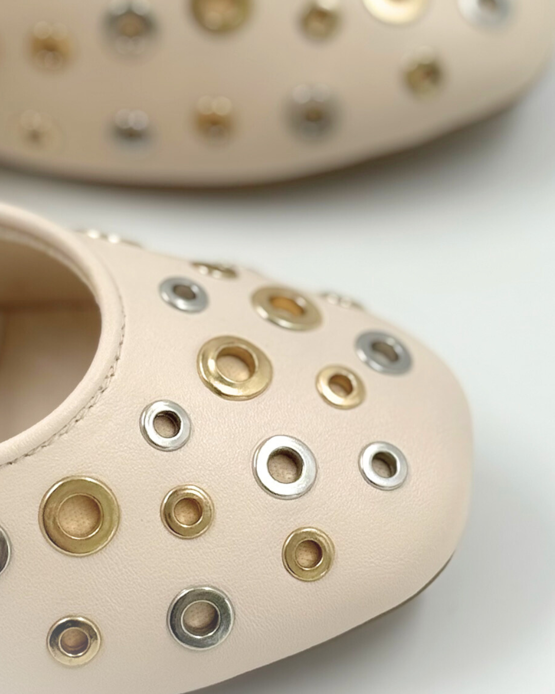 MILA FLAT IVORY