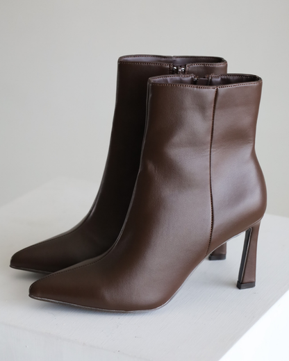 LYRA ANKLE BOOTS
