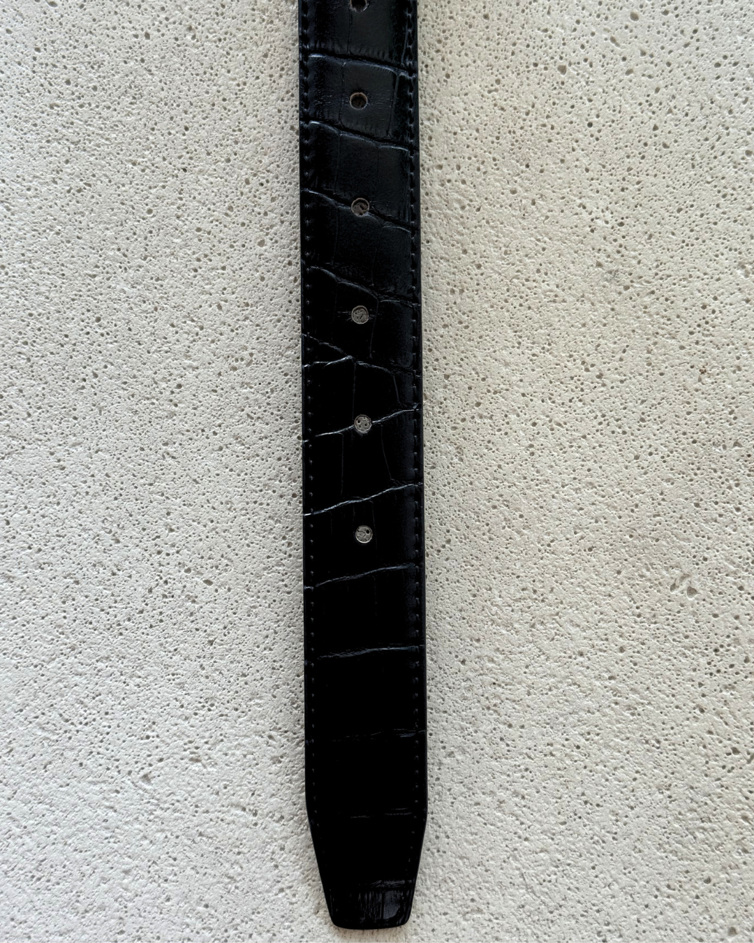 THE CLASSIC BLACK