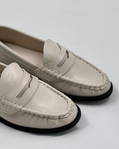 ROBBIE LOAFER