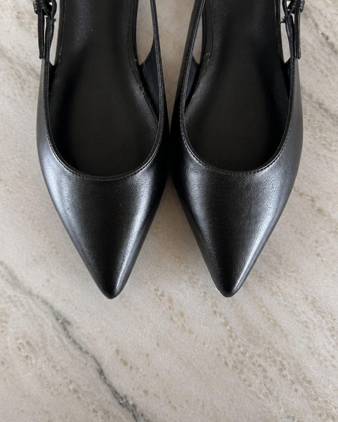 ARIA BLACK FLATS