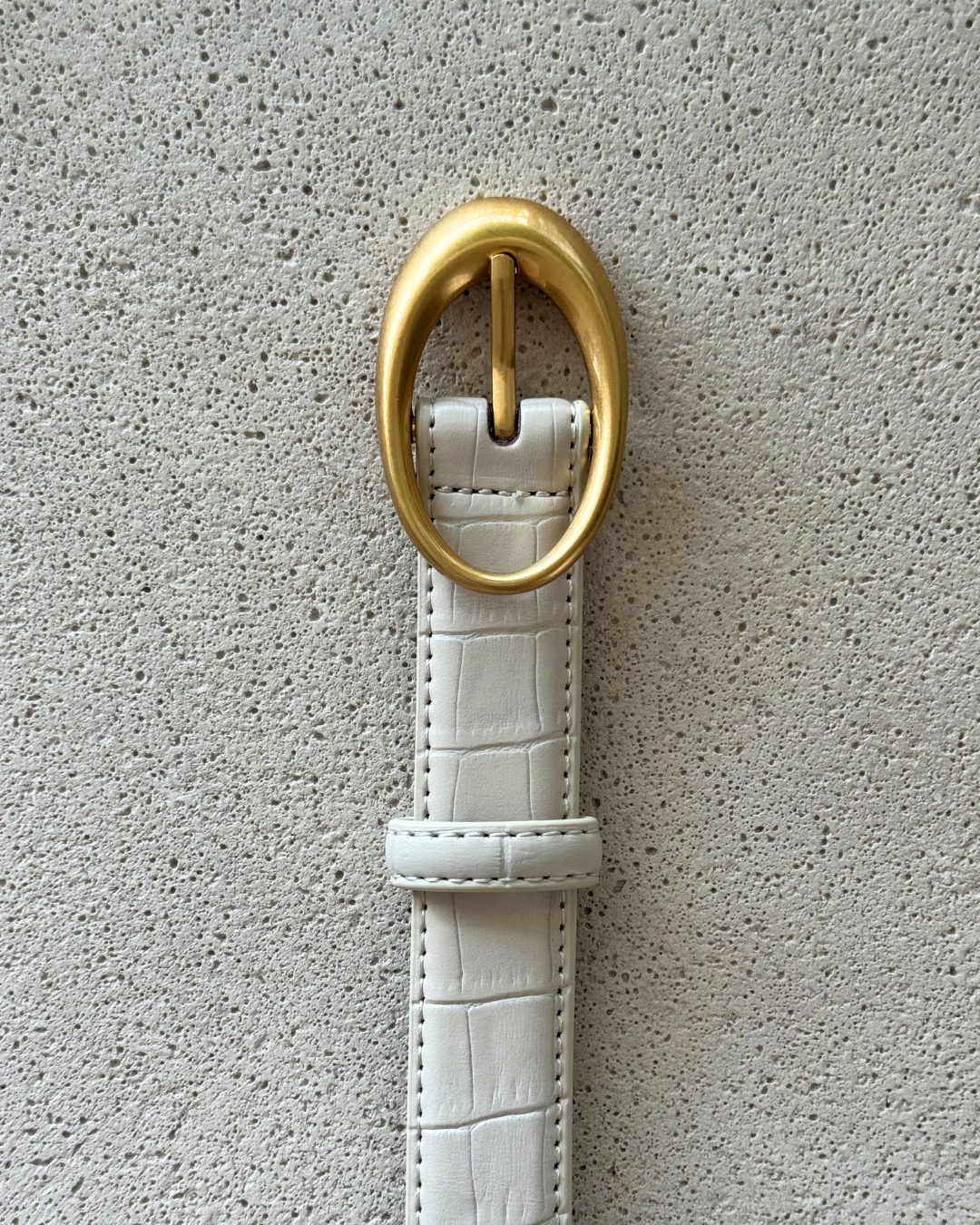 THE SOFT IVORY