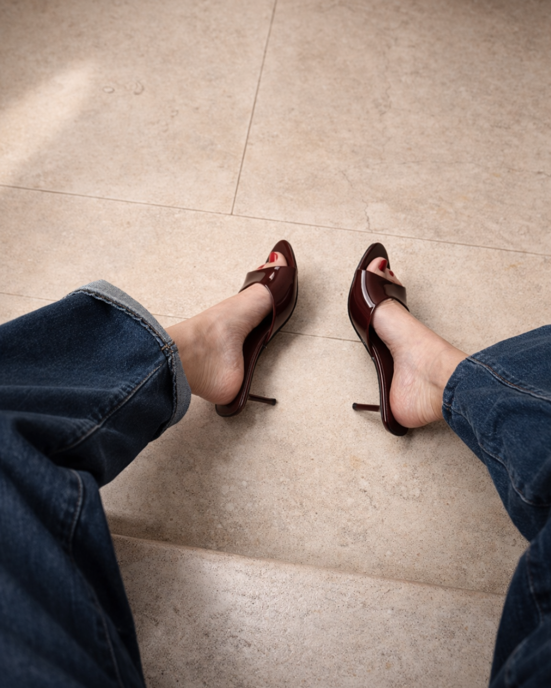 LILIANA HEEL