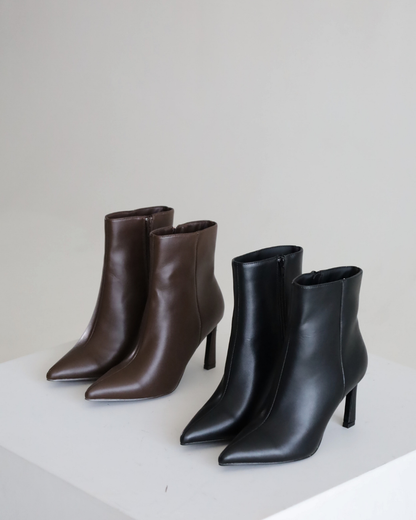 LYRA ANKLE BOOTS