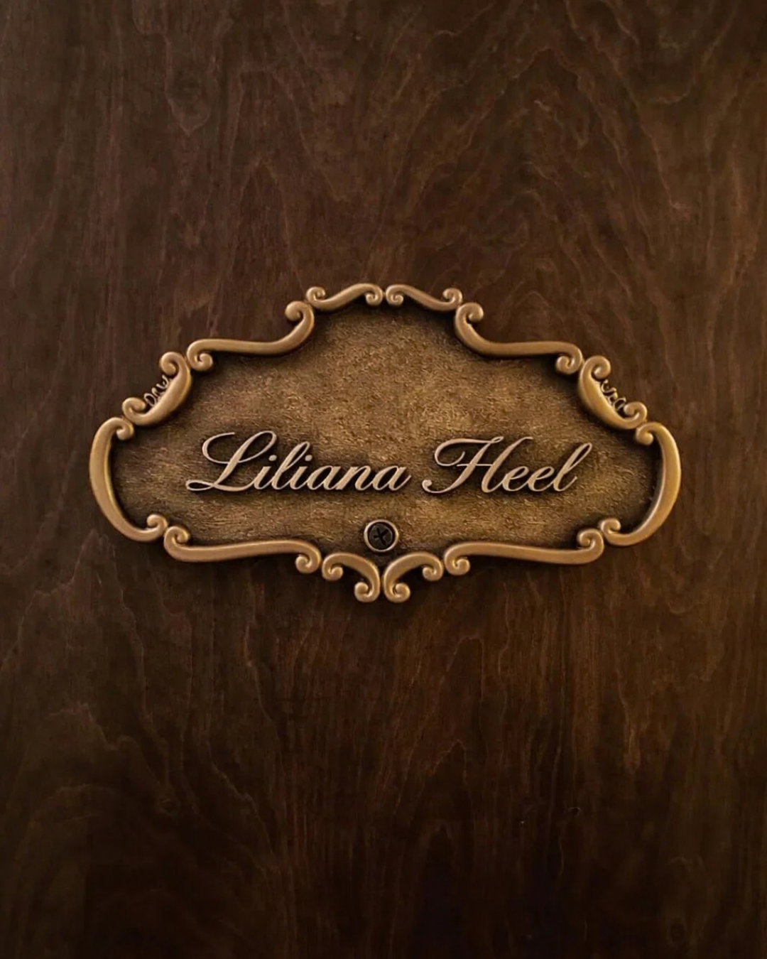 LILIANA HEEL